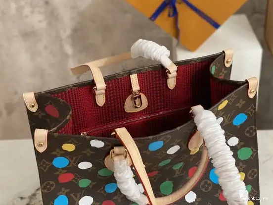 WIS MM X LOUIS ONTHEGO YK VUITTON 0629